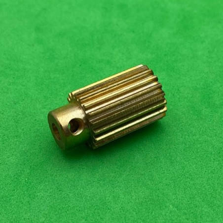 Pinion 19 th L.19 mm brass