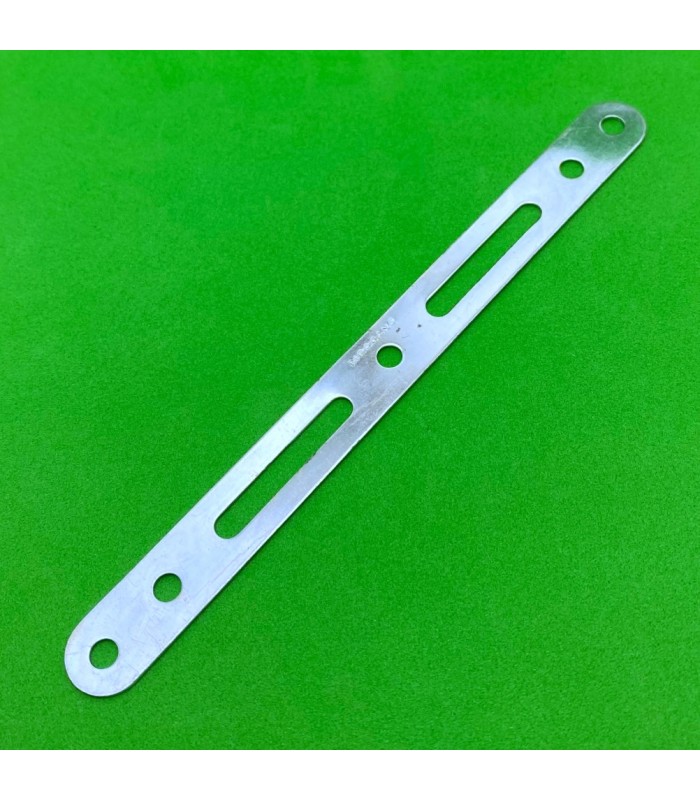 Slotted strip 140 mm zn