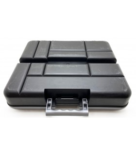 mallette de rangement en plastique de seconde main