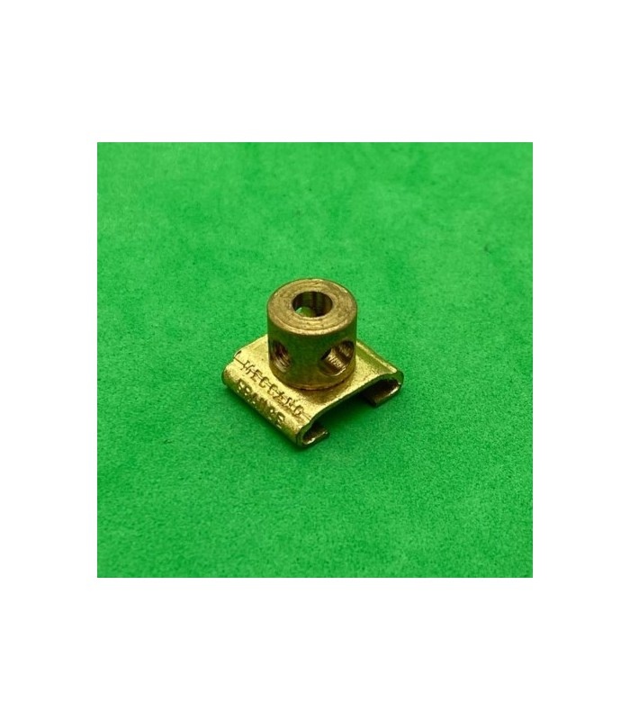 Slide piece with 4 holes (2 for axle rod, 2 for screwed rod) Slide piece with 4 holes (2 for axle rod, 2 for screwed rod)