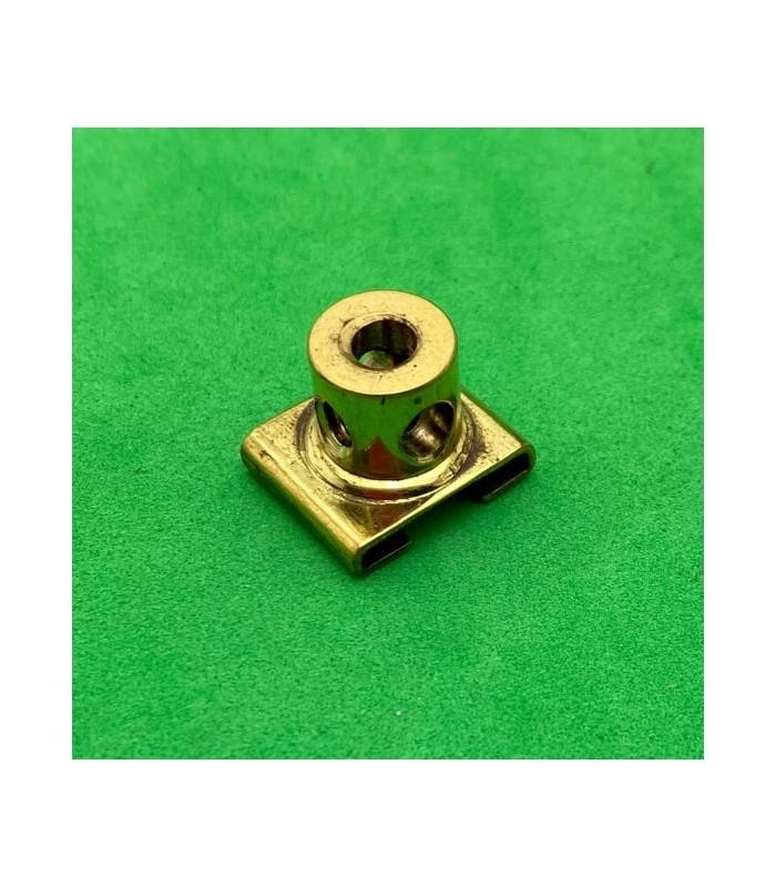 Slide piece with 4 holes (2 for axle rod, 2 for screwed rod) Slide piece with 4 holes (2 for axle rod, 2 for screwed rod)