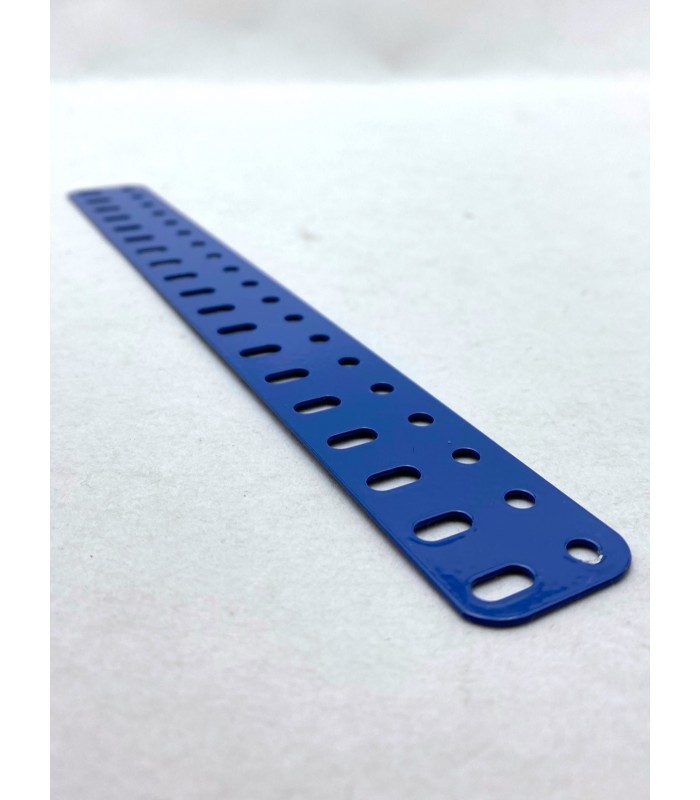 Flat girder 19 holes blue Flat girder 19 holes blue