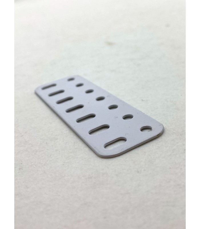 Flat girder 7 holes white Flat girder 7 holes white
